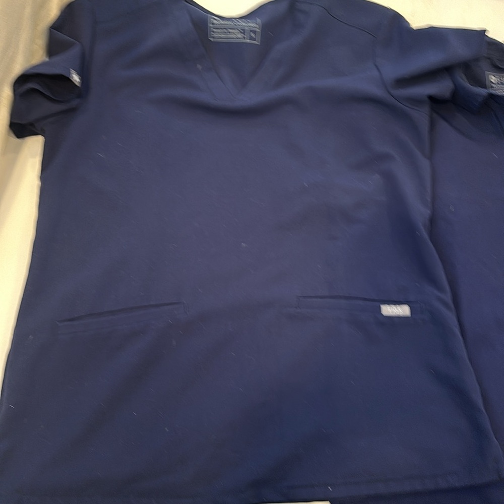 FIGS SCRUB TOPS (2) - Picture 5 of 5
